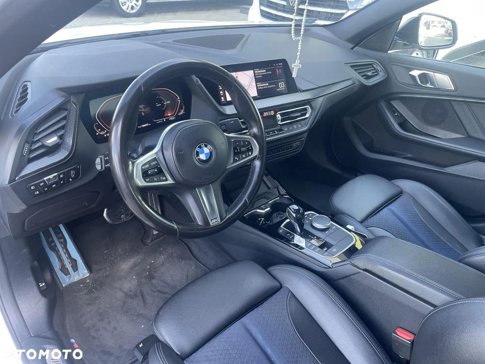 BMW Seria 2 218i M Sport - 8