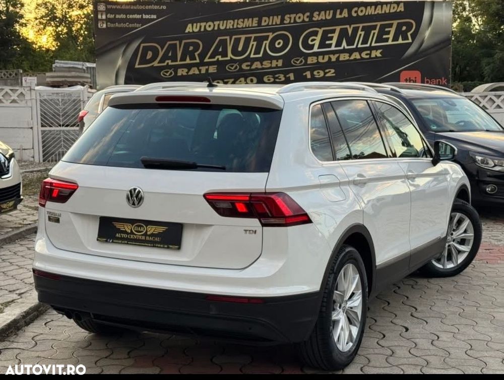 Volkswagen Tiguan - 4