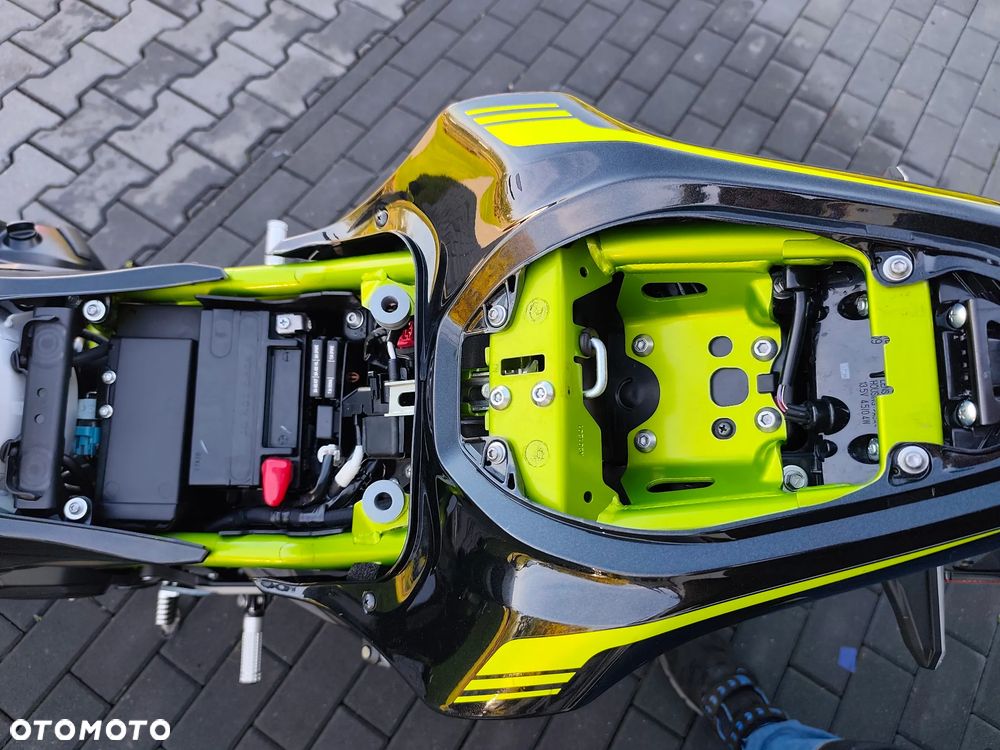 Kawasaki Z 900 - 16