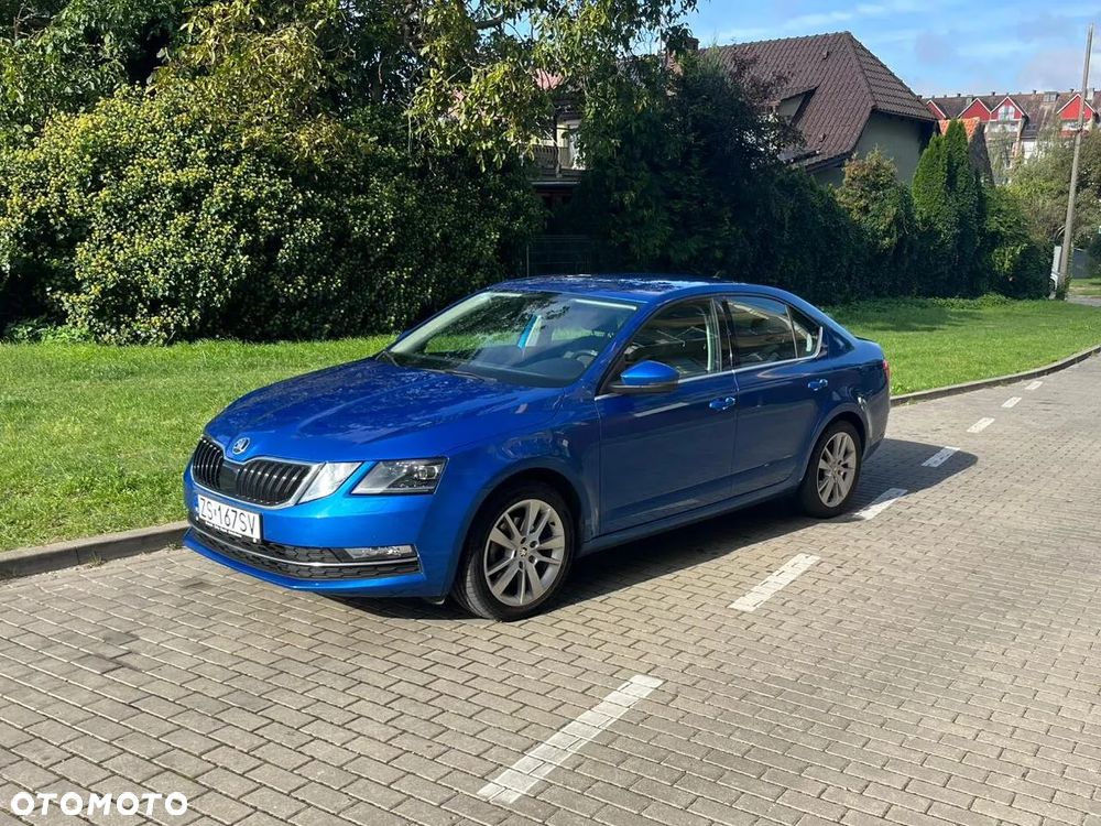 Skoda Octavia 2.0 TDI Style DSG - 1