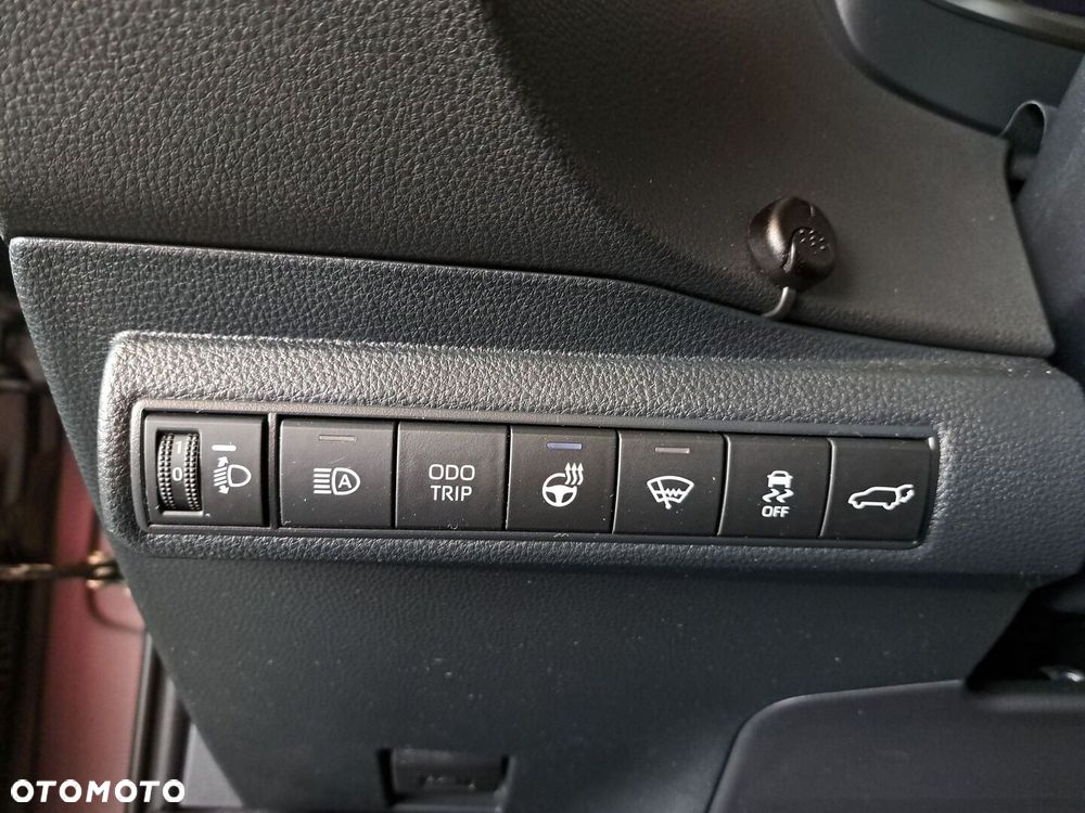 Toyota Corolla 2.0 Hybrid GR Sport - 36