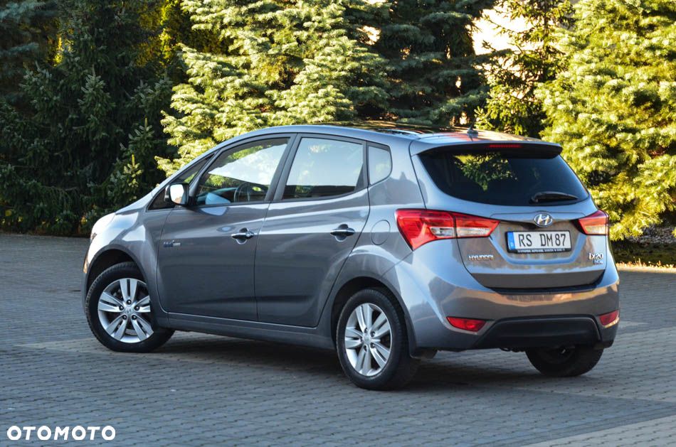 Hyundai ix20 1.6 Premium blue - 15