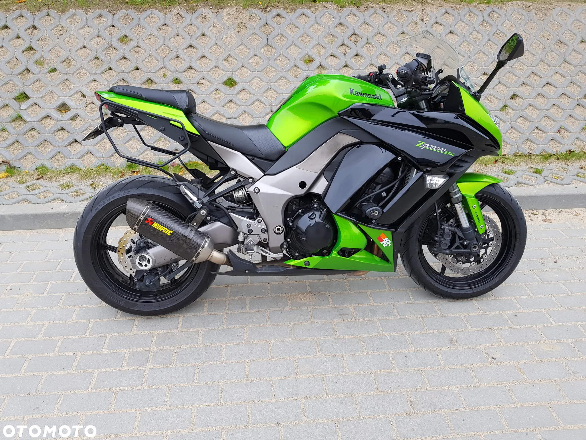 Kawasaki Ninja 1000 SX - 16