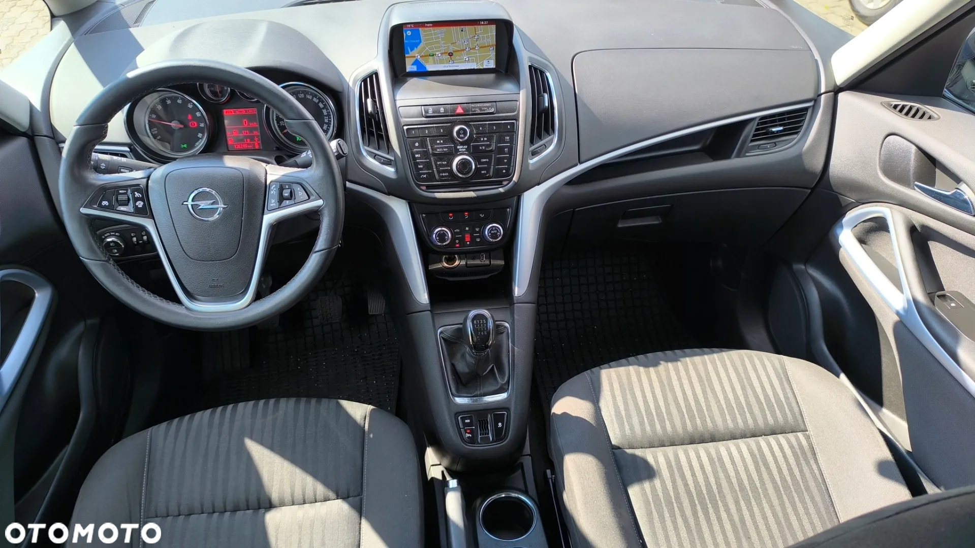 Opel Zafira 1.4 Turbo (ecoFLEX) Start/Stop Business Innovation - 17