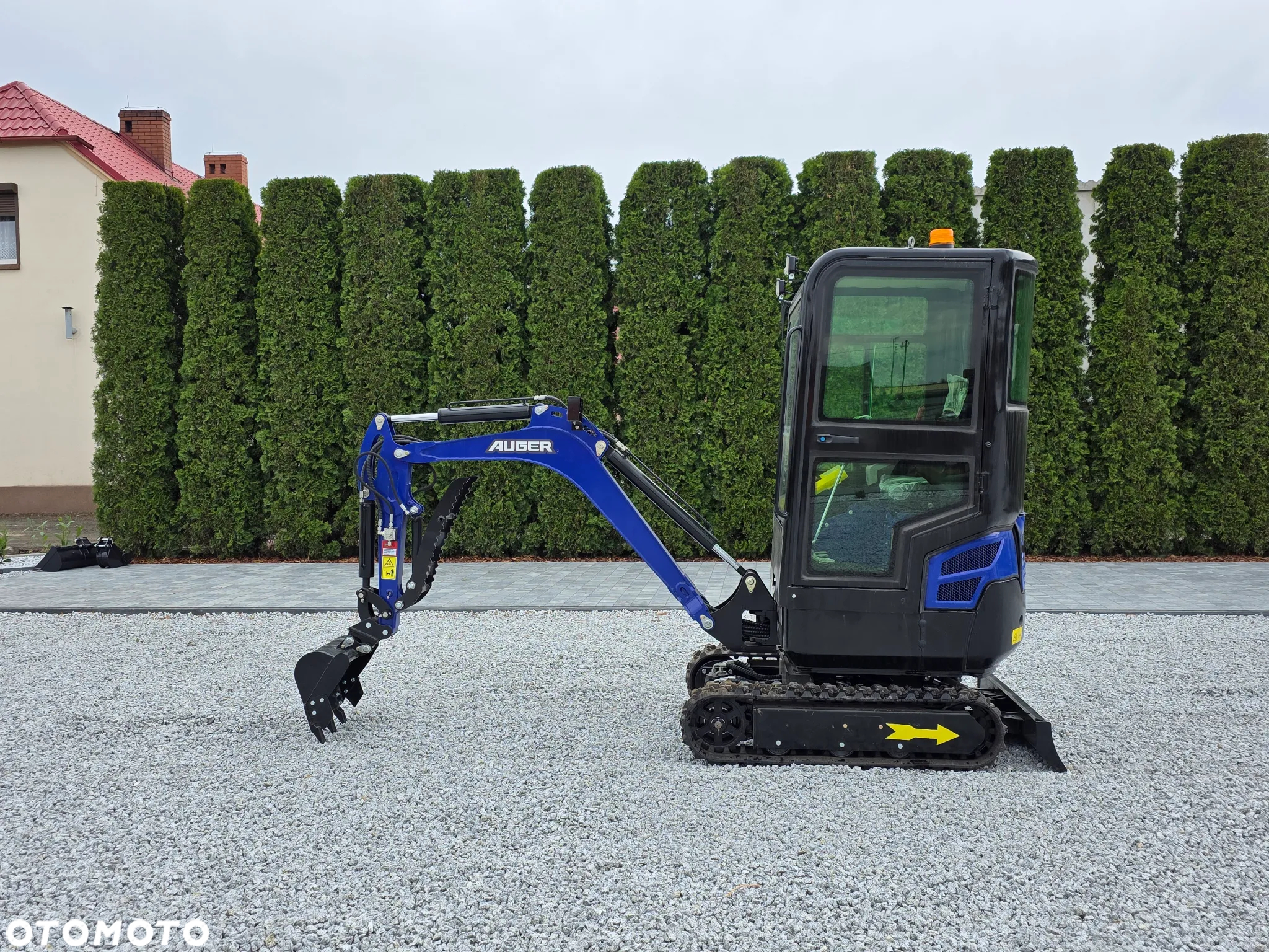 Kubota NOWA MINIKOPARKA AUGER HT 18, SILNIK KUBOTA, 3 ŁYŻKI - 4