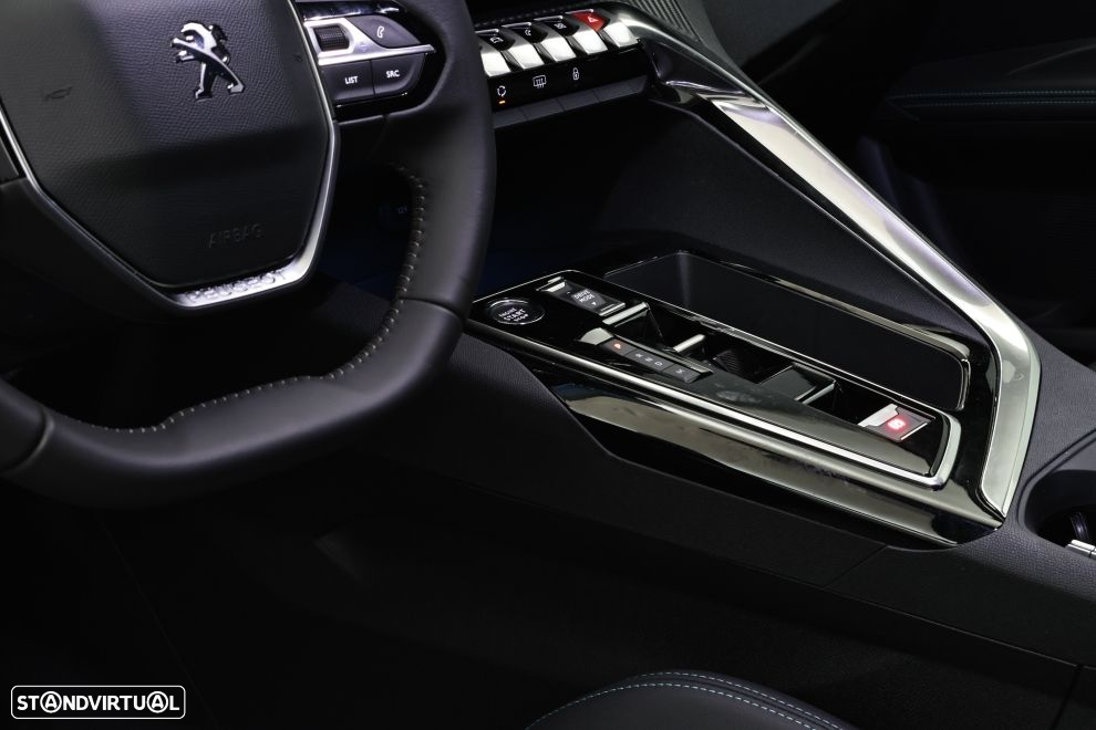 Peugeot 5008 1.2 PureTech Allure Pack EAT8 - 23