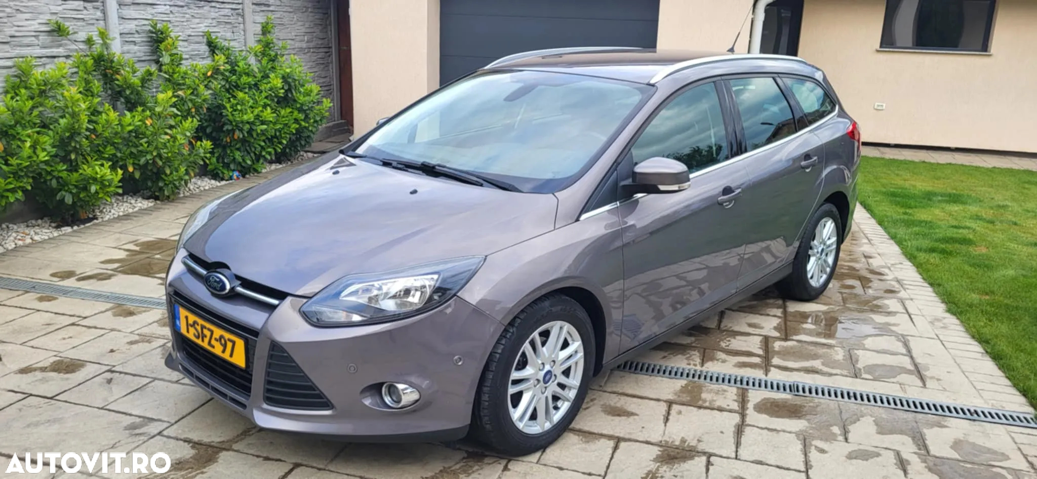 Ford Focus - 3