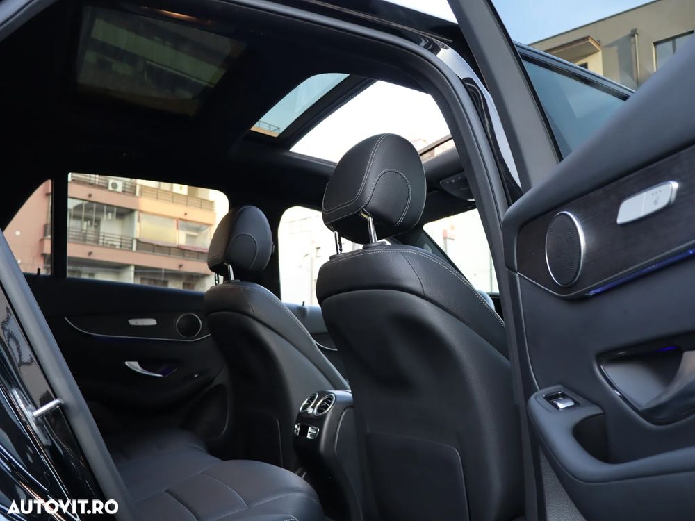 Mercedes-Benz GLC 300 e 4MATIC - 14