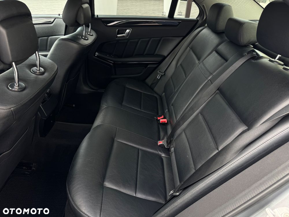 Mercedes-Benz Klasa E 220 CDI Automatik Avantgarde BusinessEDITION - 22