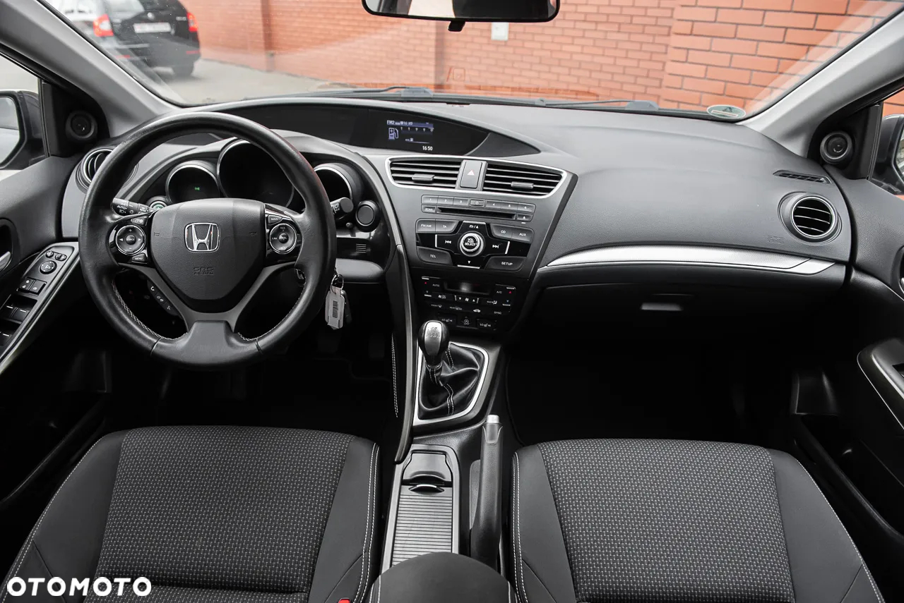 Honda Civic Tourer 1.8 i-VTEC Lifestyle - 6