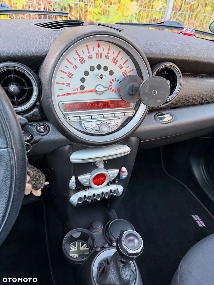 MINI Cooper Standard - 15