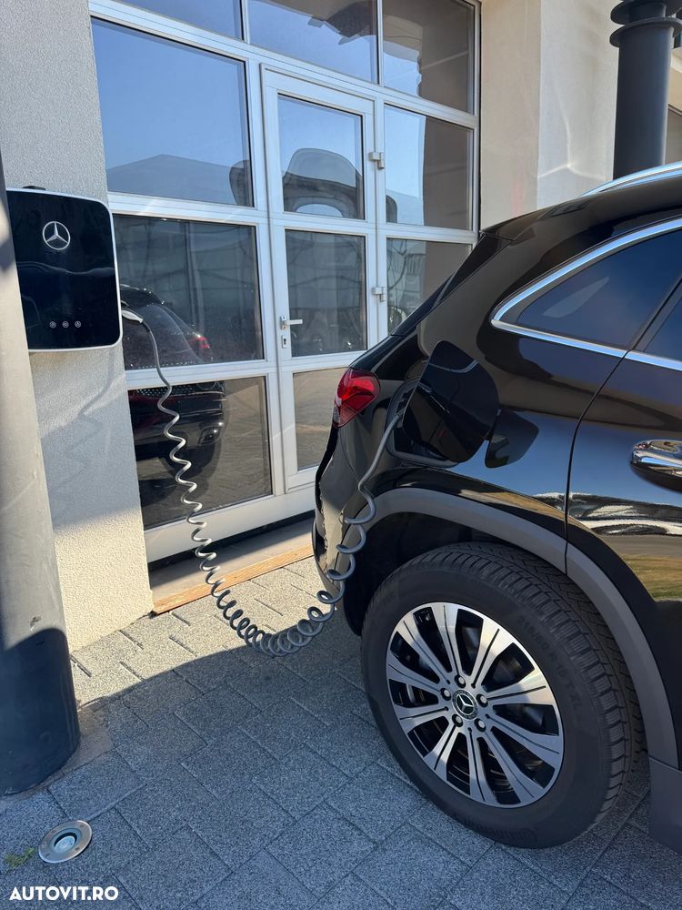 Mercedes-Benz GLA - 21
