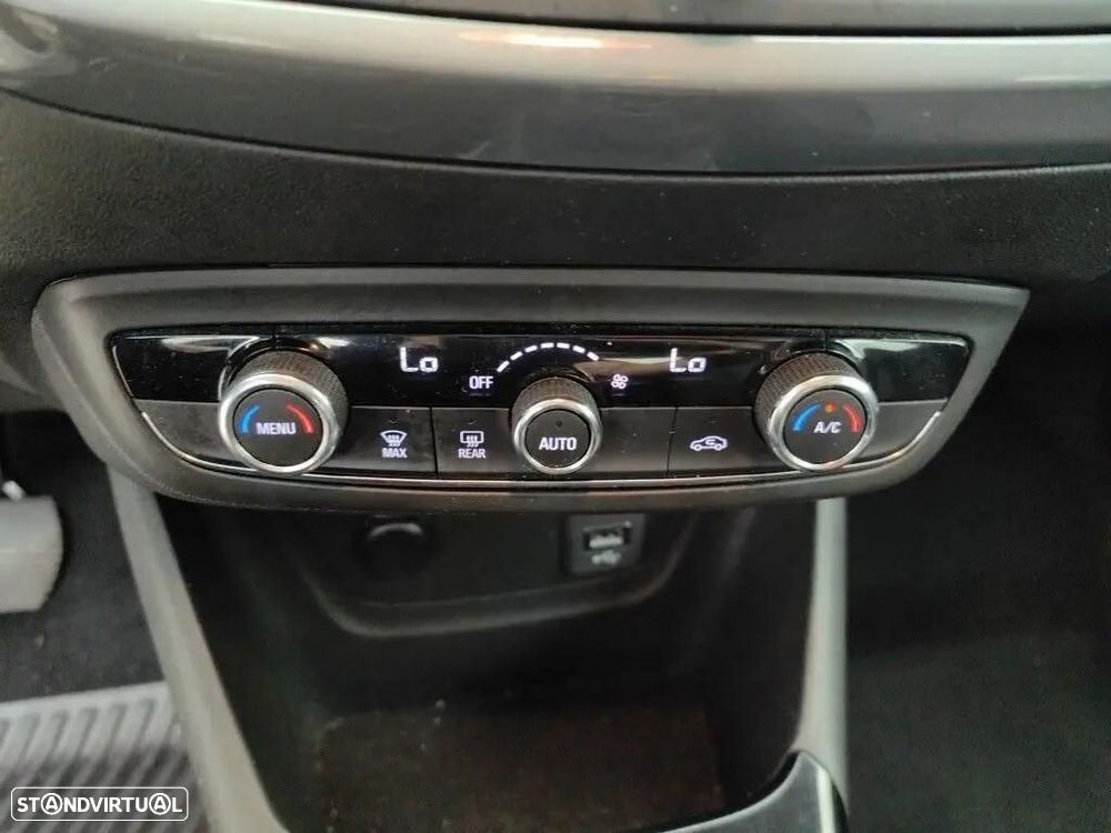 Opel Crossland 1.2 T Elegance - 13