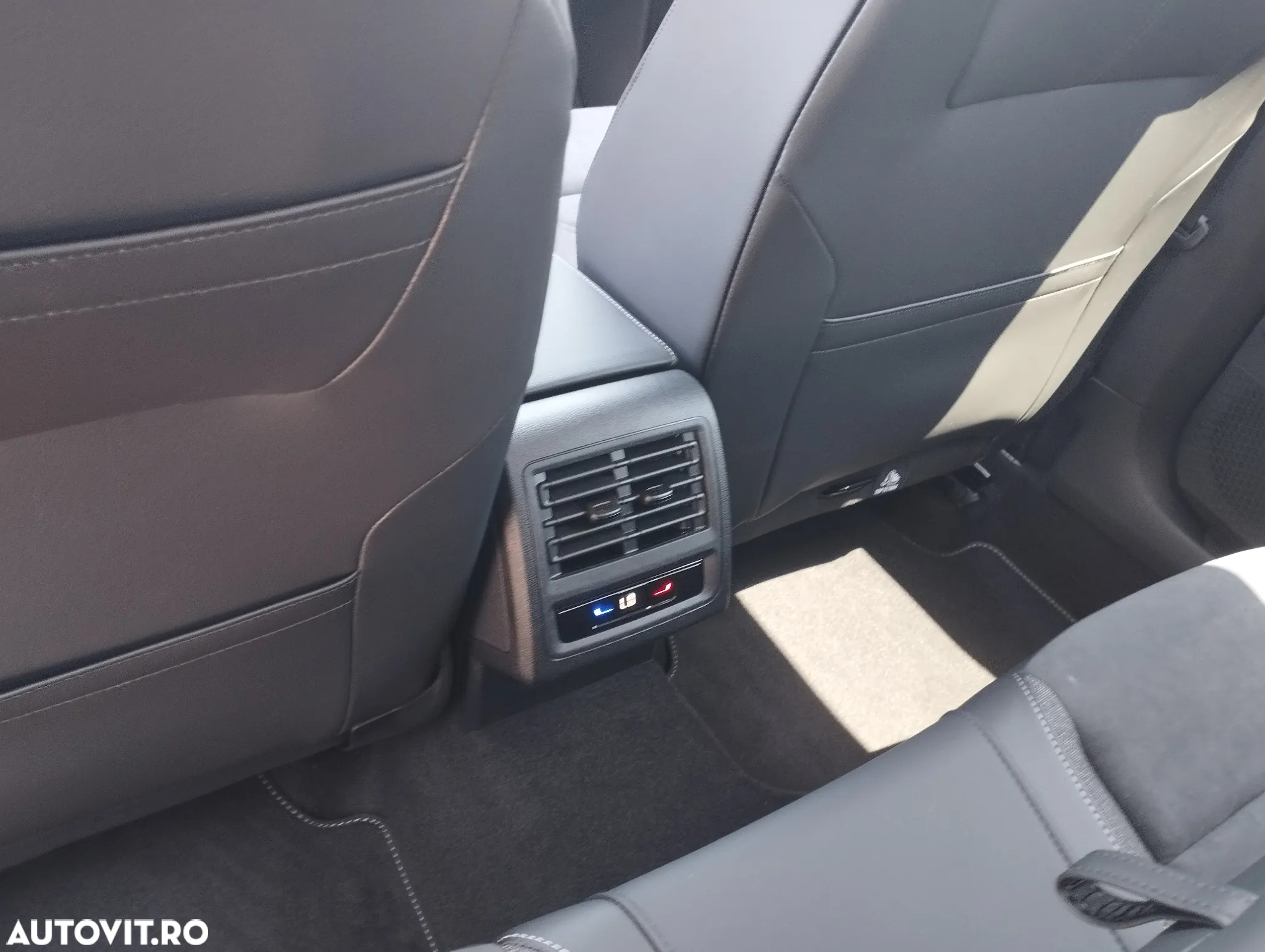 Volkswagen Golf 1.5 TSI Life - 13