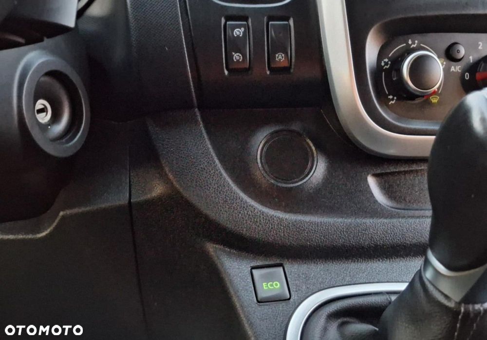 Renault Trafic - 20