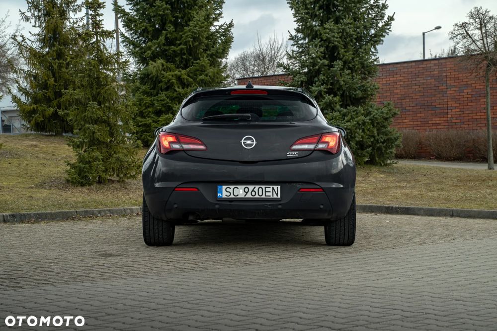 Opel Astra - 4