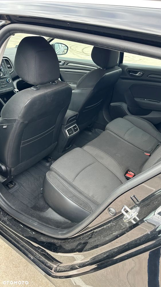 Renault Megane 1.5 Blue dCi Limited - 13