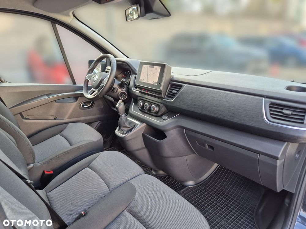 Renault trafic - 13