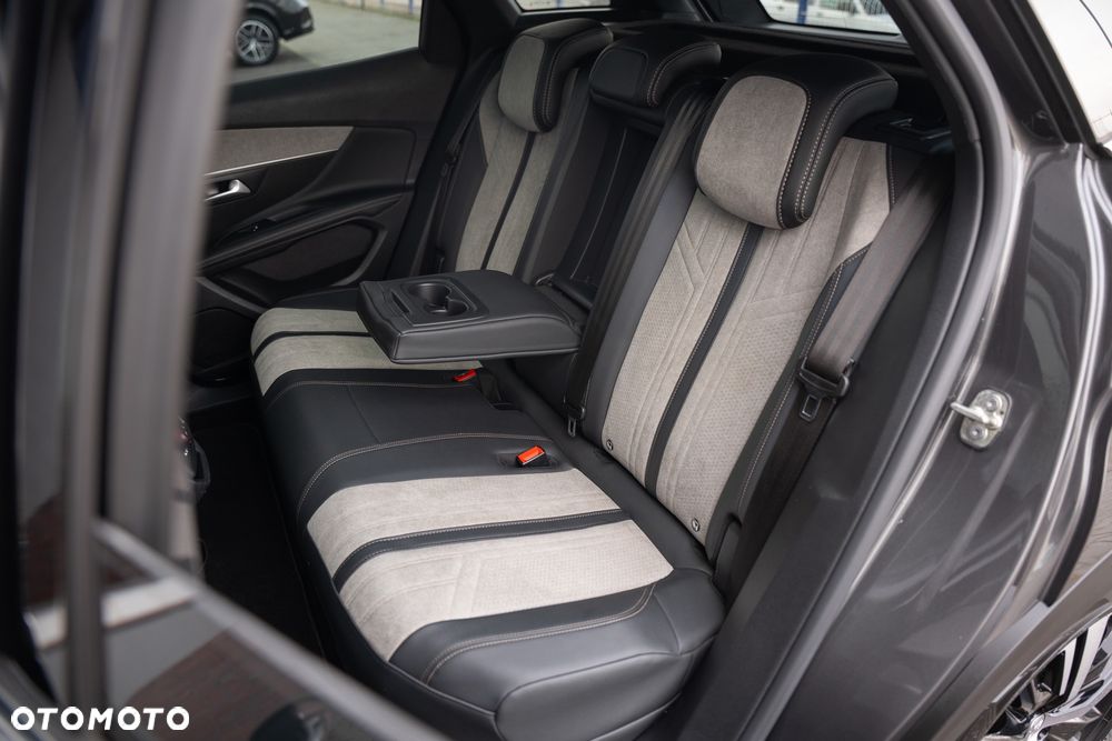 Peugeot 3008 1.6 PureTech Hybrid4 PHEV GT Pack S&S EAT8 - 35