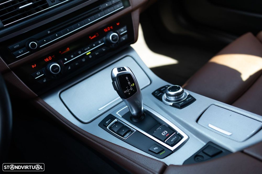 BMW 520 d Pack M Auto - 16