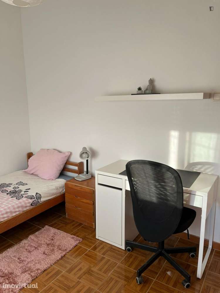 Quarto - localizado em Setubal - Grande imagem: 3/18