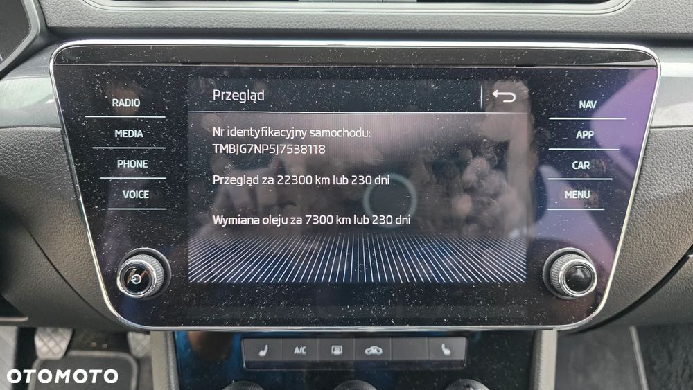 Skoda Superb 1.6 TDI GreenLine - 22