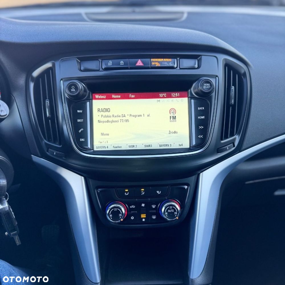 Opel Zafira - 35