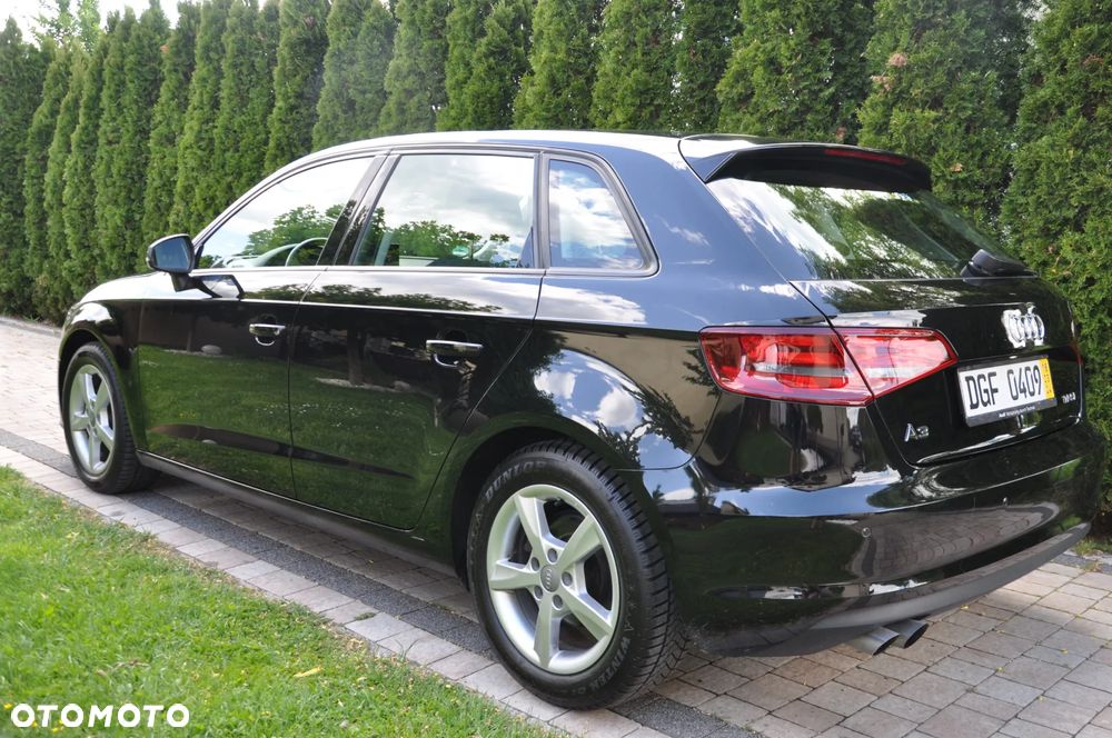 Audi A3 Sportback 1.4 TFSI Ambiente - 3