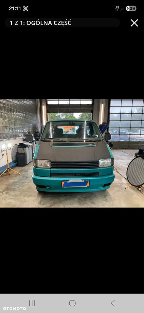 Volkswagen Transporter - 1