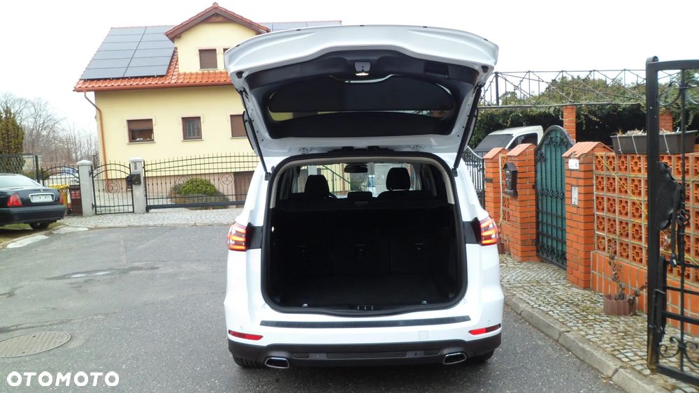 Ford S-Max 2.0 TDCi Titanium - 8