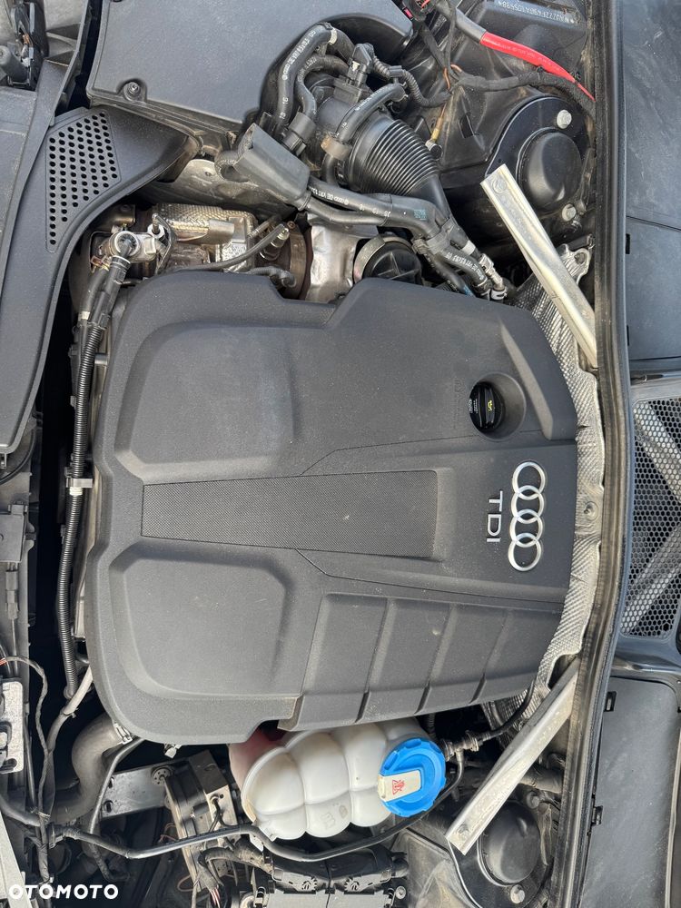 Audi A4 Avant 2.0 TDI Sport S tronic - 13