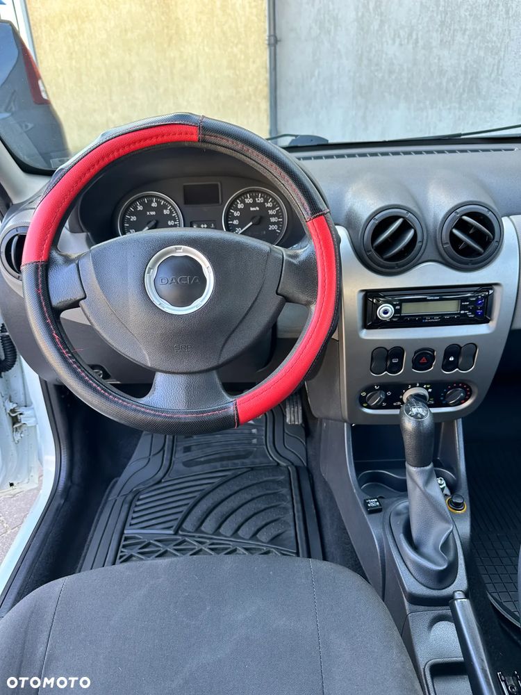 Dacia Sandero - 11