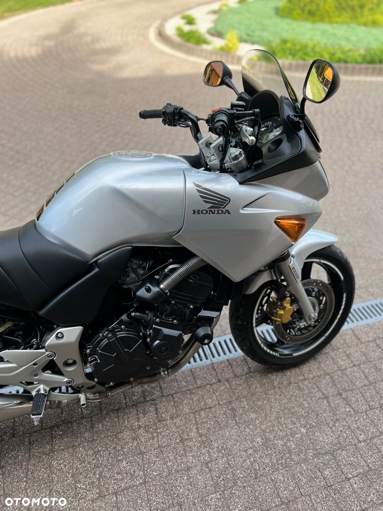 Honda CBF - 26