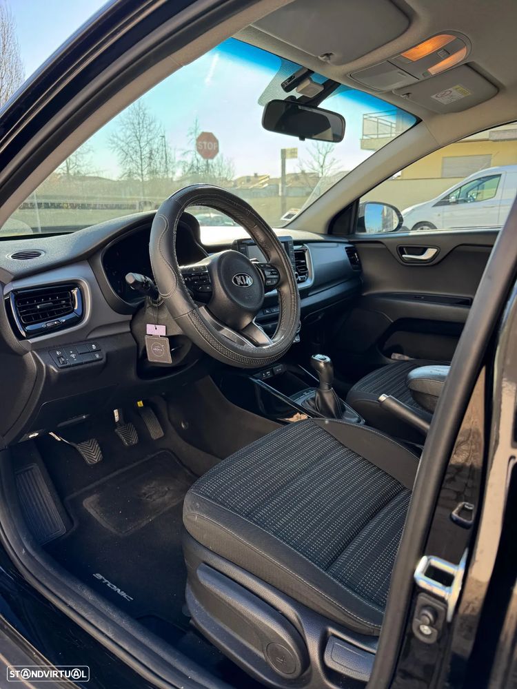 Kia Stonic 1.0 T-GDI Urban - 8