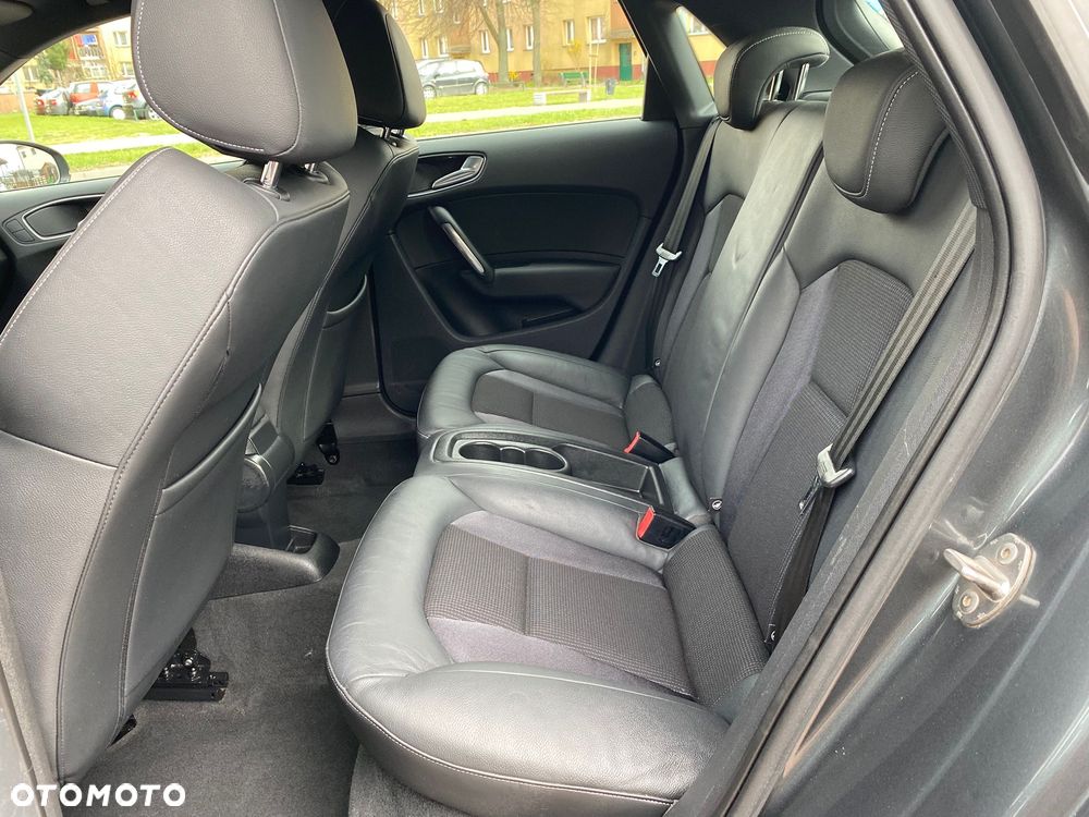 Audi A1 Sportback 1.6 TDI S tronic S line Sportpaket - 12