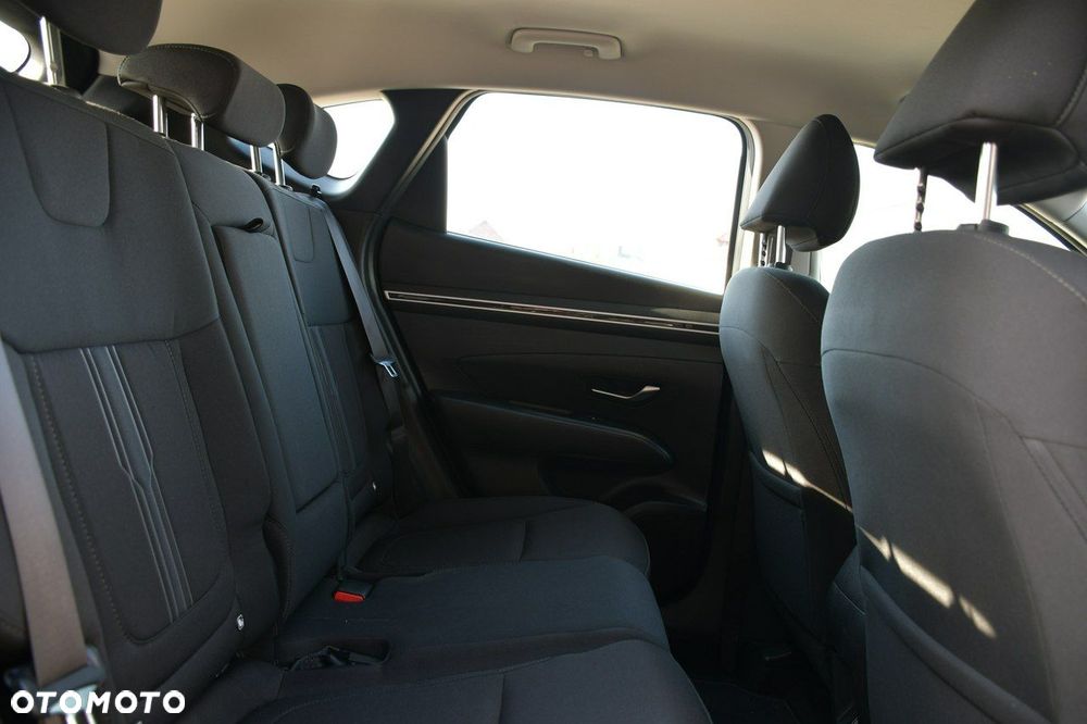 Hyundai Tucson 1.6 CRDi Smart - 16