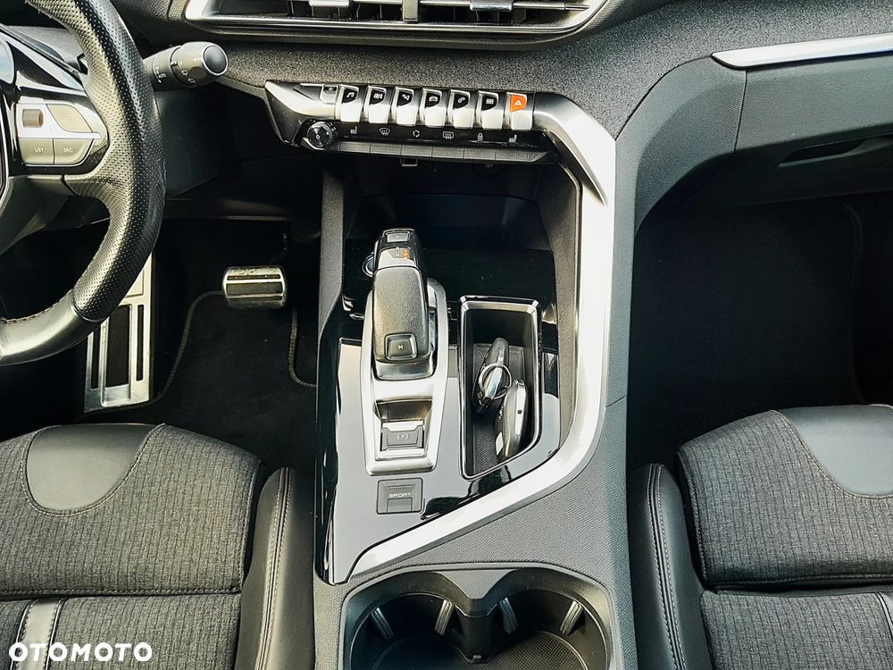 Peugeot 3008 - 29