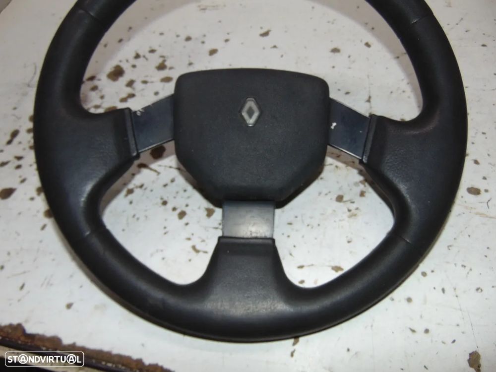 Renault volante desportivo - 3