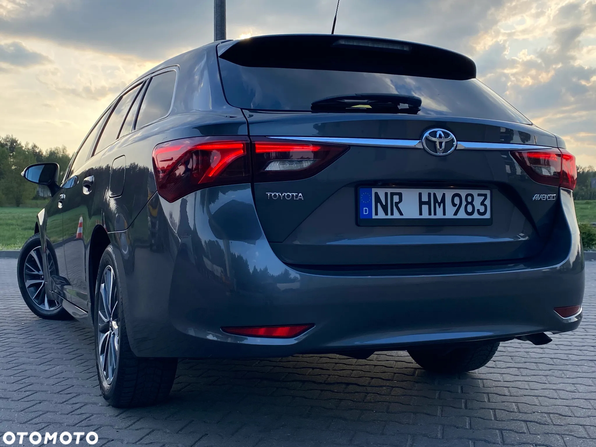 Toyota Avensis - 7