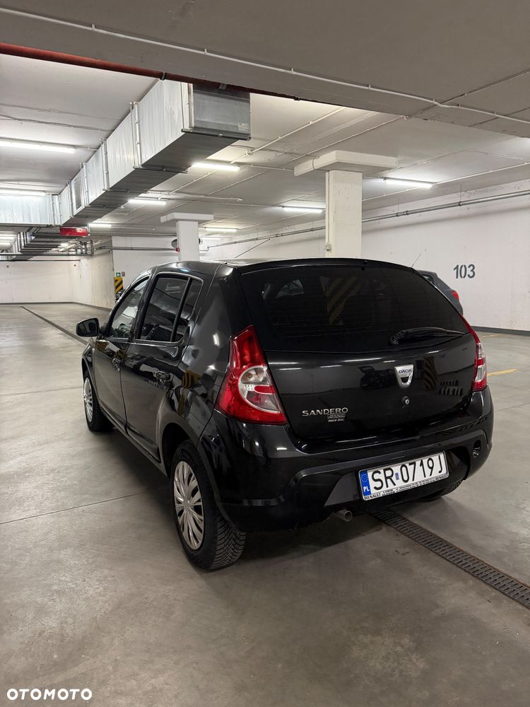 Dacia Sandero - 6