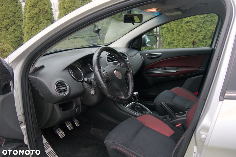 Fiat Bravo 1.4 T-JET 16V Dynamic - 8