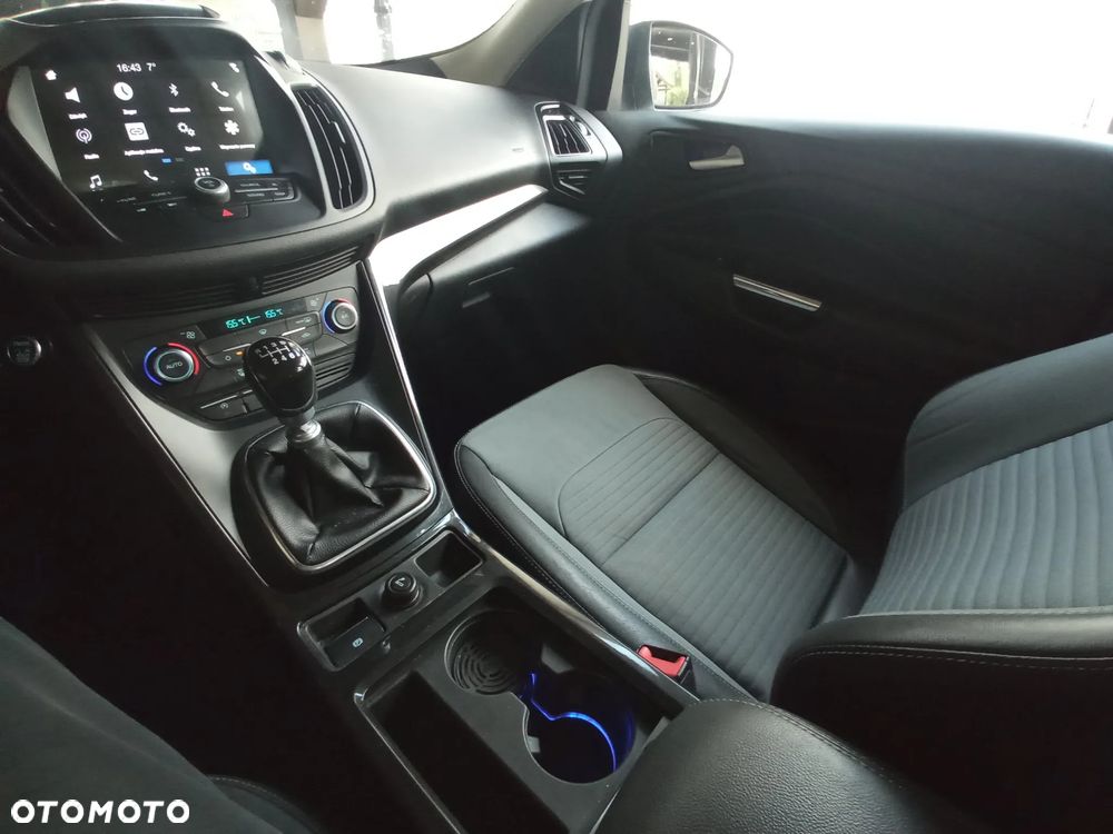 Ford Kuga 2.0 TDCi 4WD Titanium Plus - 19