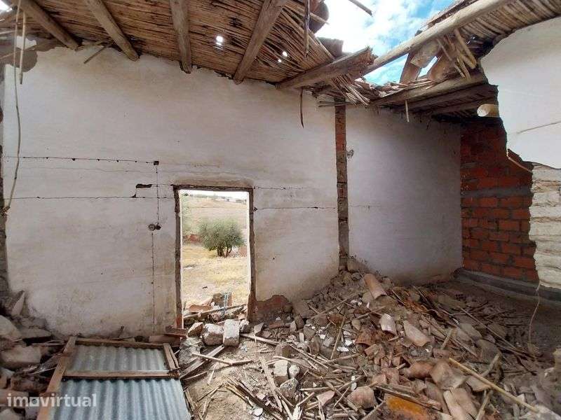 Lote de terreno urbano com habitaçao - Grande imagem: 5/10