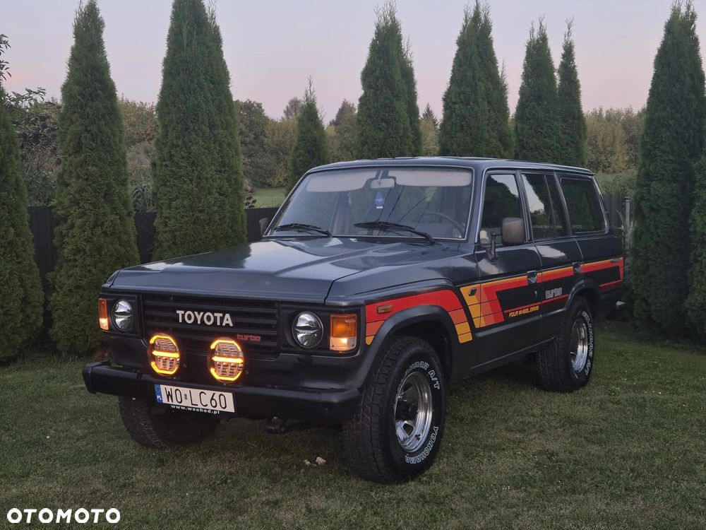 Toyota Land Cruiser - 3