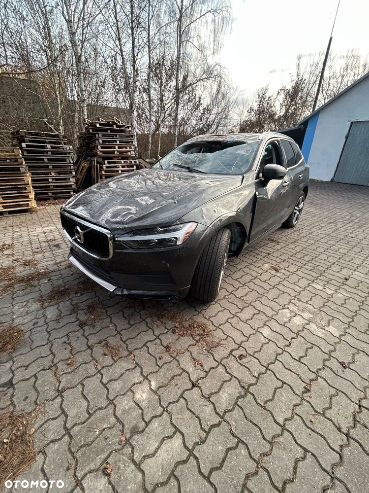 Volvo XC 60 T5 AWD Geartronic Momentum - 9