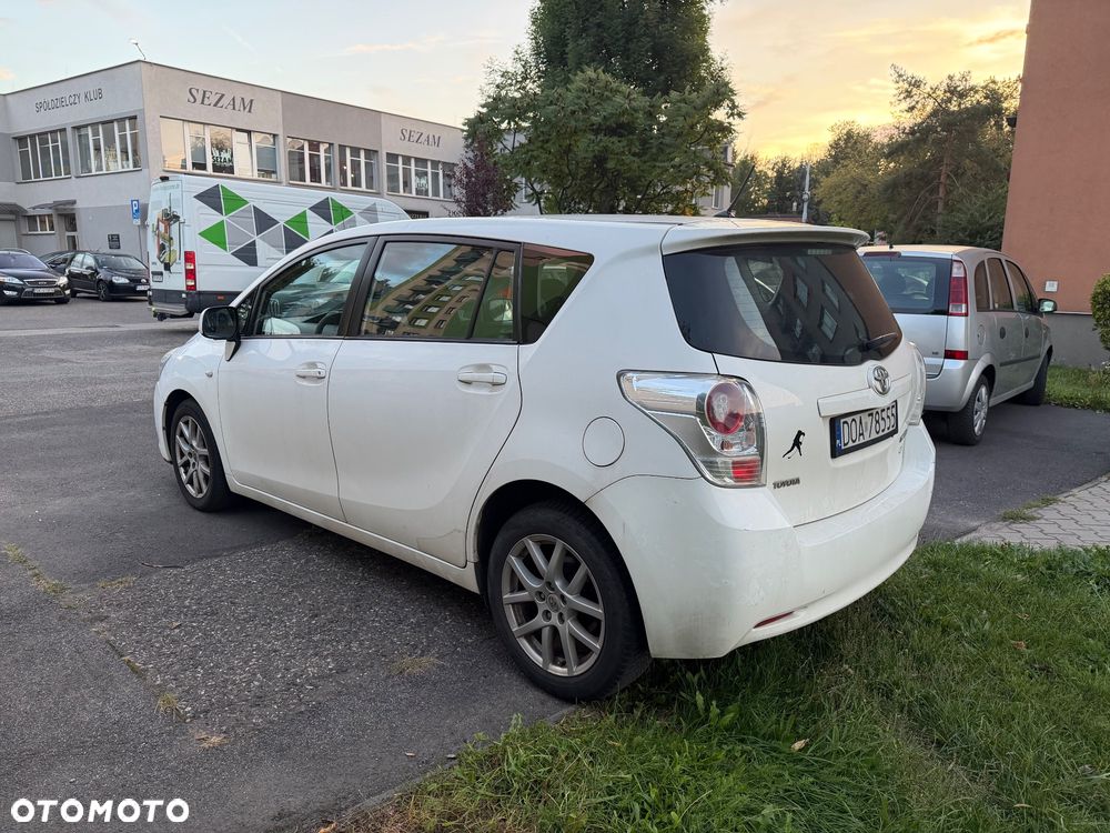 Toyota Verso 2.0 D-4D Premium 7os - 8