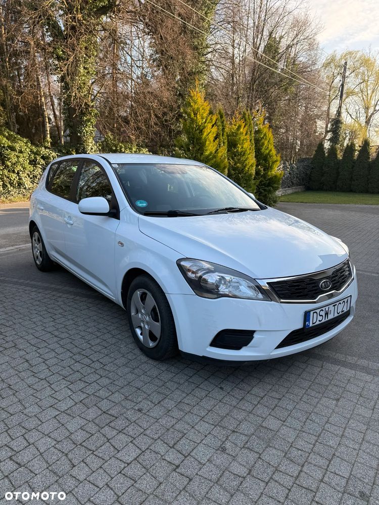 Kia Ceed - 2