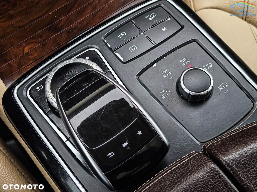 Mercedes-Benz GLS 400 4Matic 9G-TRONIC - 37