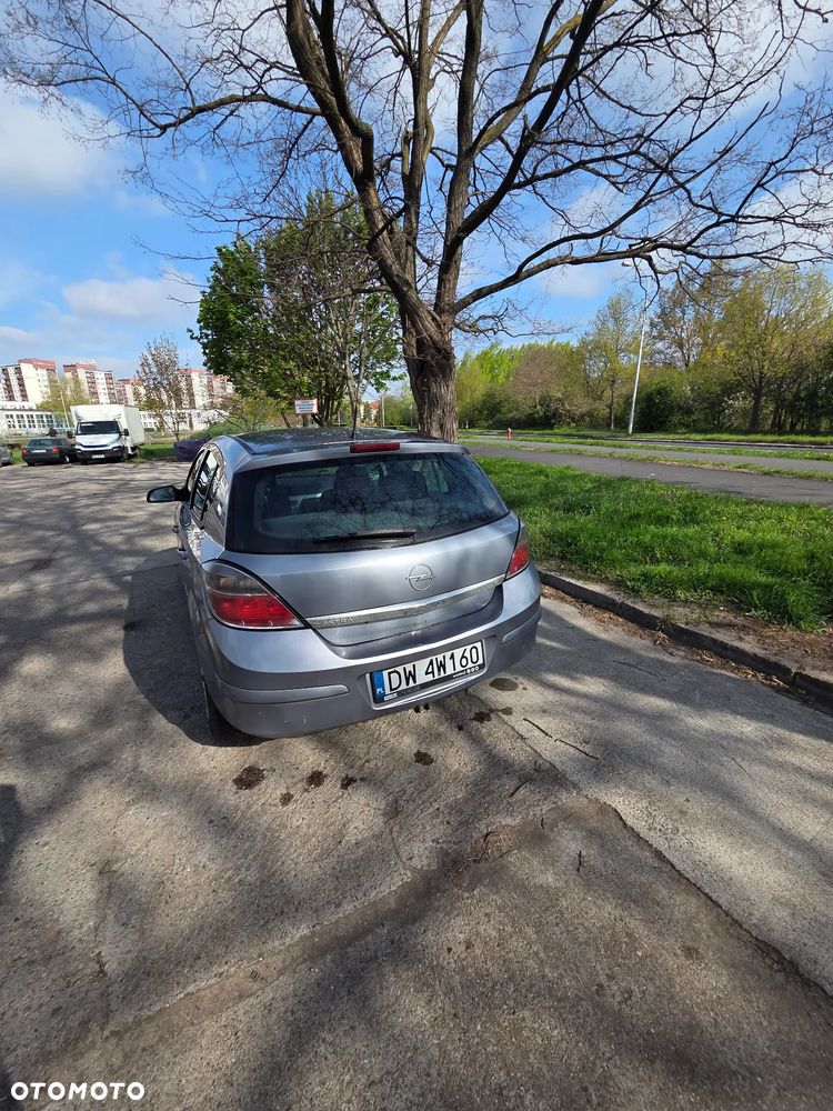 Opel Astra 1.6 Enjoy - 7
