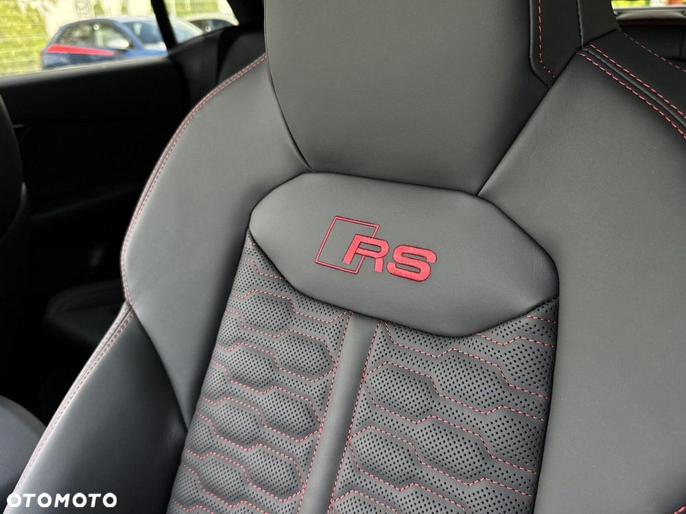 Audi RS Q8 - 31